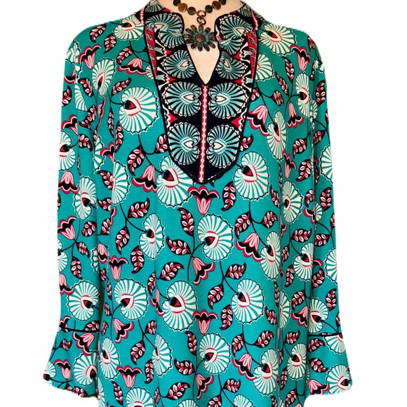 crown & ivy Dresses & Skirts - Crown & Ivy Boho Print Dress with Mandarin Collar